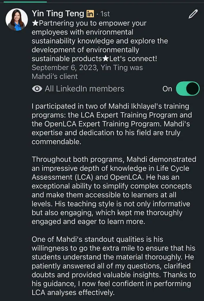 Professional LinkedIn post praising training programs.